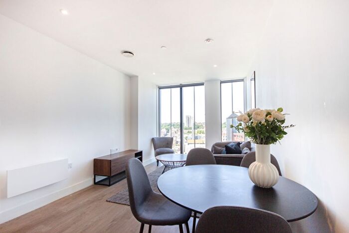 2 Bedroom Flat To Rent In Hadrians Tower Rutherford Street, Newcastle Upon Tyne, Northumberland, NE4