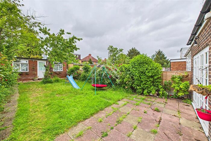 5 Bedroom Semi-Detached House For Sale In Nibthwaite Road, Harrow, HA1