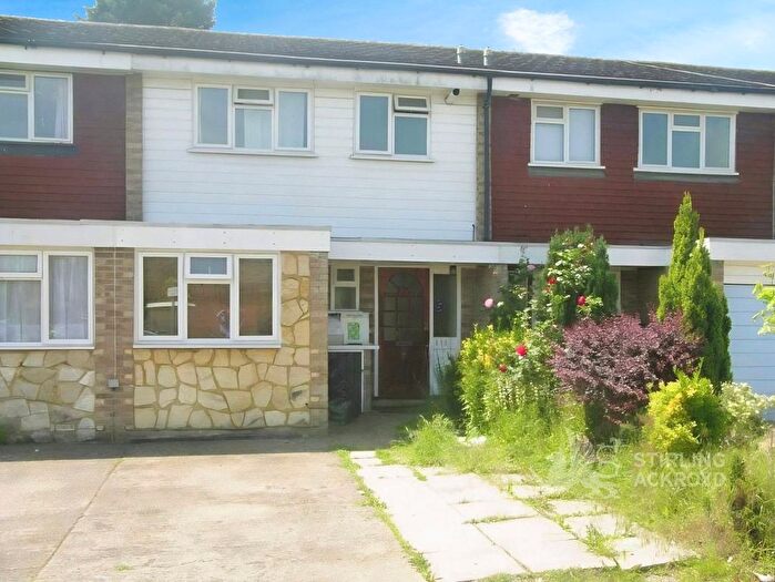 4 Bedroom Terraced House To Rent In Guildford Park Avenue, Guildford, Surrey, GU2