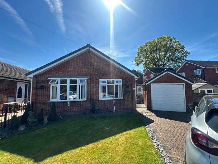 2 Bedroom Bungalow To Rent In Bideford Close, Ripley, DE5