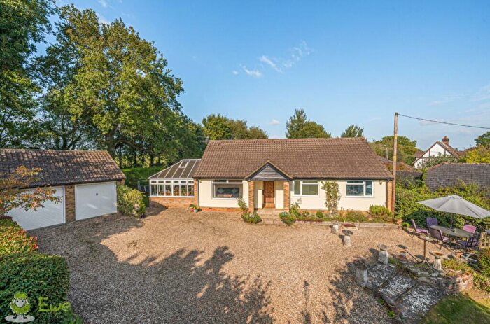 4 Bedroom Detached House For Sale In Hollybush Lane, West Heath, Baughurst, Tadley, RG26