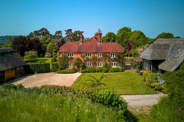 5 Bedroom Detached House To Rent In Hartley Mauditt, Alton, Hampshire, GU34