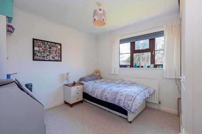 4 Bedroom Detached House For Sale In Palmerston Avenue, Langley, SL3
