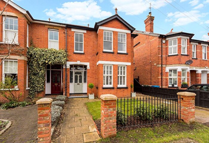 4 Bedroom Semi-Detached House To Rent In All Saints Avenue, Maidenhead, SL6