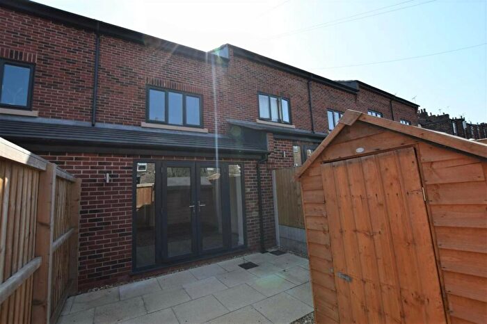 3 Bedroom Terraced House To Rent In Newton Street, Macclesfield, SK11