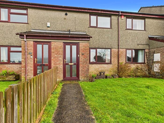 2 Bedroom Property To Rent In Killiersfield, Redruth - Well Presented Home, TR15