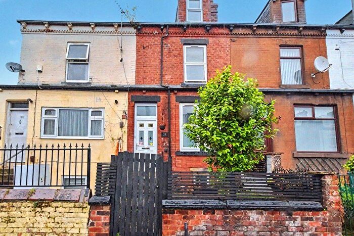 4 Bedroom Terraced House For Sale In Salisbury View, Leeds, West Yorkshire, LS12