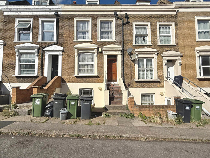 4 Bedroom Terraced House To Rent In Alpha Road, New Cross, SE14