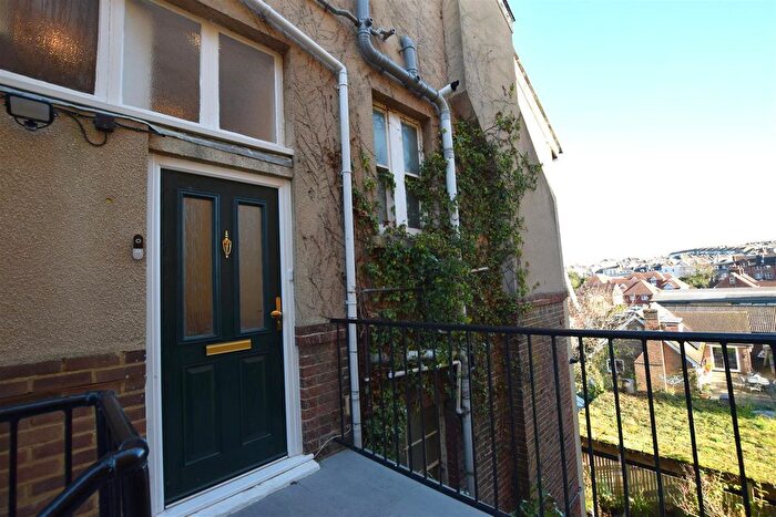 2 Bedroom Flat To Rent In Combermere Road, St. Leonards-On-Sea, TN38