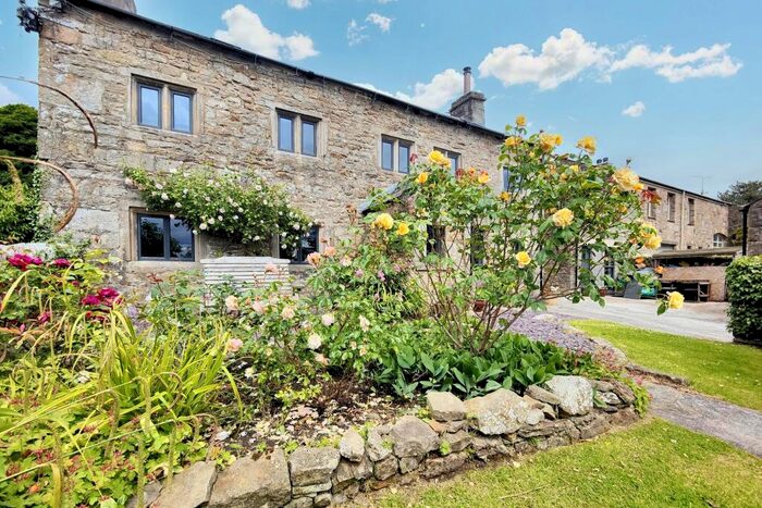 4 Bedroom Farm House For Sale In Aughton, Lancaster, LA2