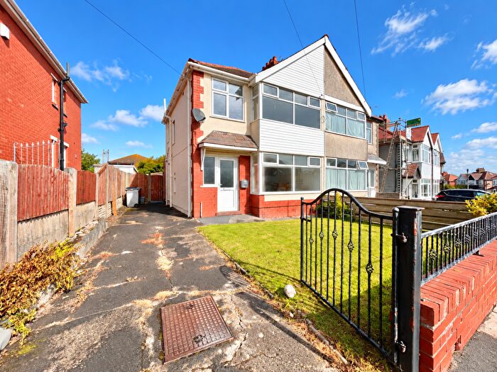 3 Bedroom Semi-Detached House For Sale In Buckley Crescent, Cleveleys, FY5