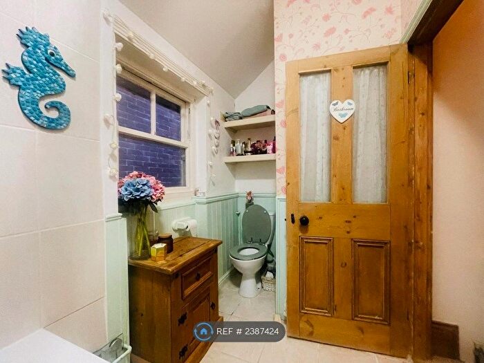 2 Bedroom Flat To Rent In Colebrooke Road, Bexhill-On-Sea, TN39