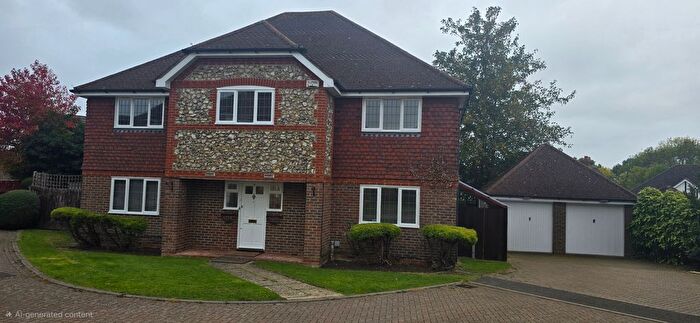 5 Bedroom Property To Rent In Richardson Crescent, Waltham Cross, EN7