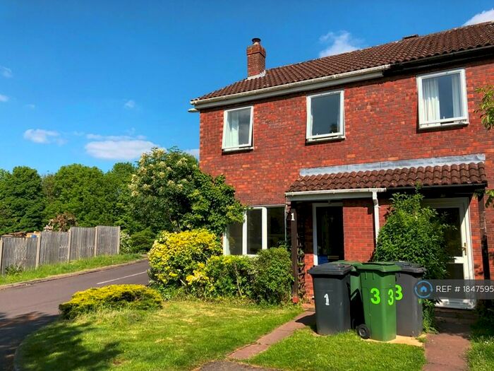 3 Bedroom Terraced House To Rent In Mccartney Walk, Basingstoke, RG22