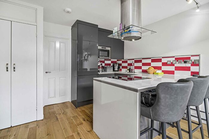 3 Bedroom Property To Rent In Ramilles Close, Brixton, SW2