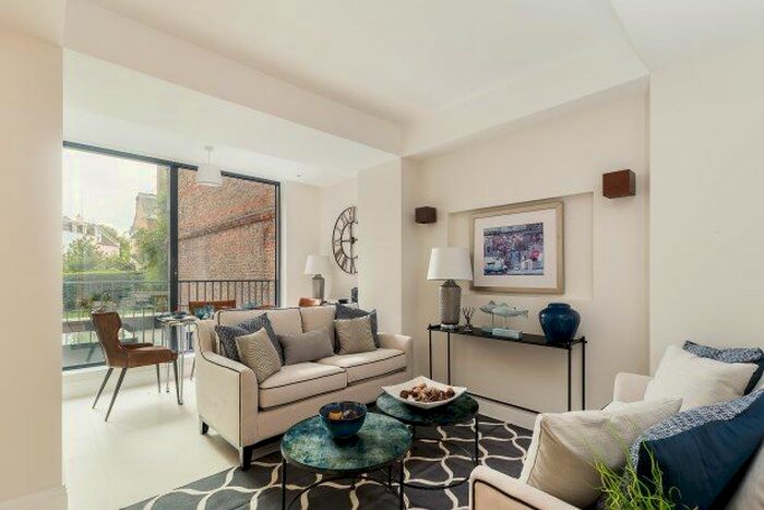 2 Bedroom Flat To Rent In Tite Street, London, SW3