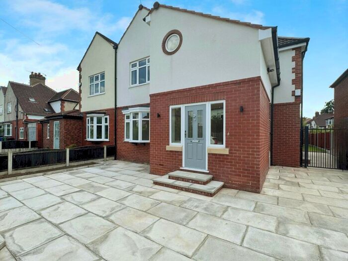 4 Bedroom Semi-Detached House To Rent In Ruabon Road, Didsbury, Manchester, M20