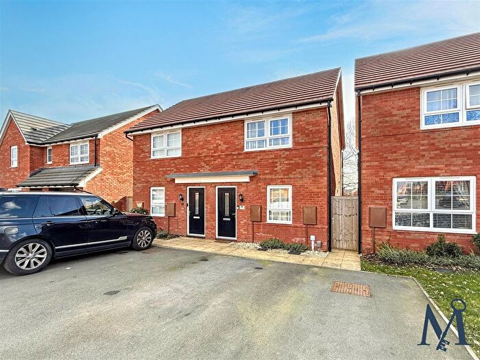 2 Bedroom Semi Detached House For Sale In Moon Avenue, Hugglescote, Coalville, LE67