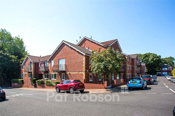 1 Bedroom Apartment For Sale In Deneside Court, Jesmond Vale, Newcastle Upon Tyne, NE2