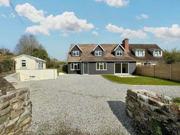 4 Bedroom Semi-Detached House For Sale In South Zeal, EX20