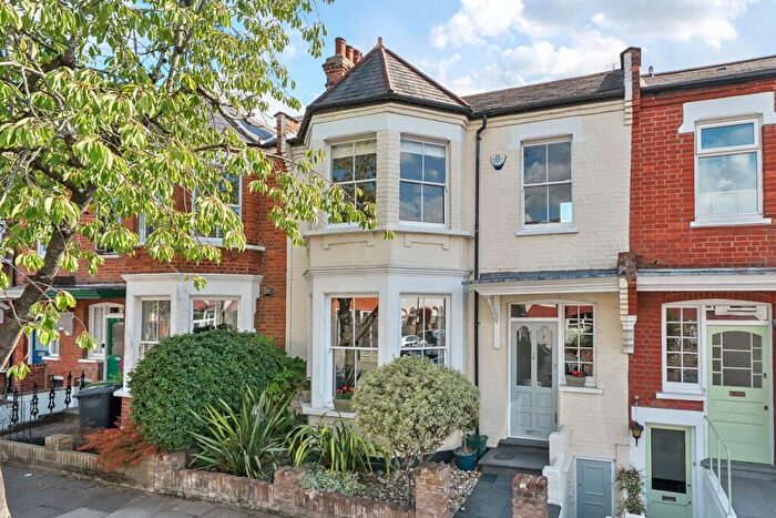 5 Bedroom Terraced House For Sale In Annington Road, London, N2