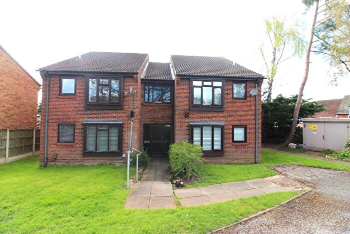 Studio To Rent In Danebridge Crescent, Oakwood, Derby, DE21