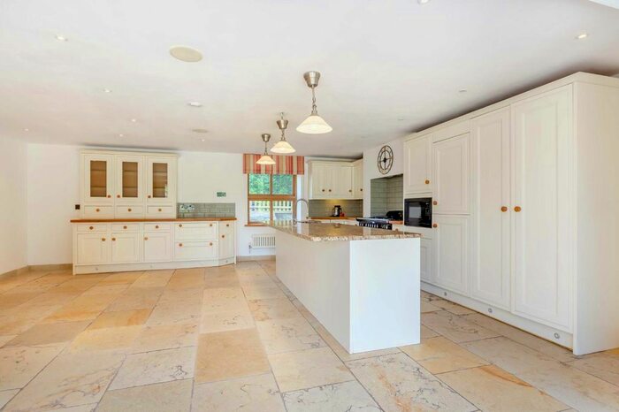 4 Bedroom Detached House For Sale In Pill Row, Caldicot, Monmouthshire, NP26