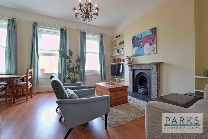 1 Bedroom Apartment To Rent In First Avenue, Hove, BN3