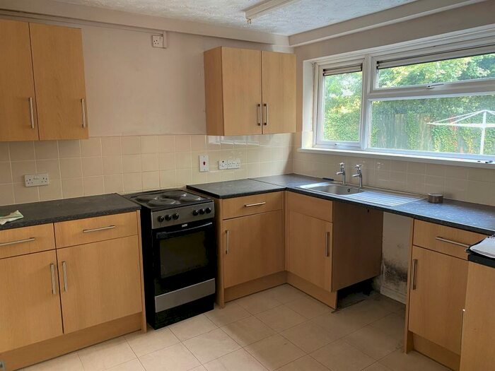 2 Bedroom Ground Flat For Sale In Rosemary Houses, Lacock, Chippenham, SN15