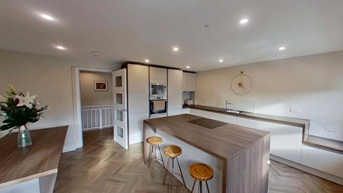 3 Bedroom Maisonette To Rent In Cavalry Park Drive, Duddingston, Edinburgh, EH15