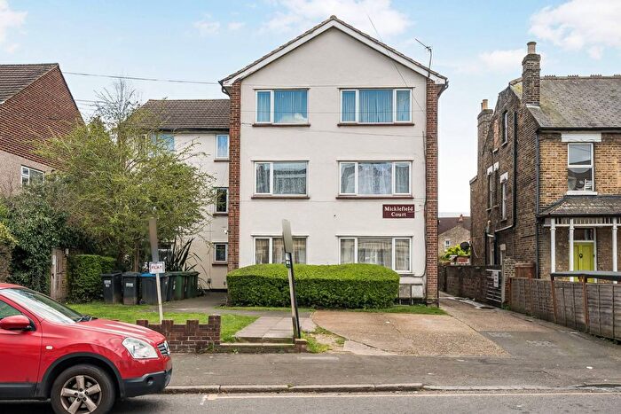 2 Bedroom Flat For Sale In Cameron Road, Croydon, CR0