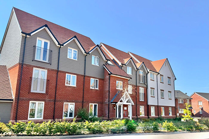 2 Bedroom Flat For Sale In Rowan House, Heathpoult Road, BH31