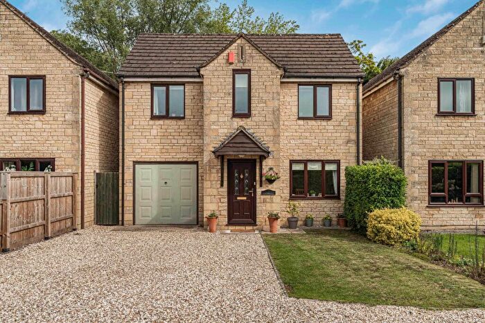 4 Bedroom Detached House For Sale In Boxbush Road, South Cerney, Cirencester, Gloucestershire, GL7