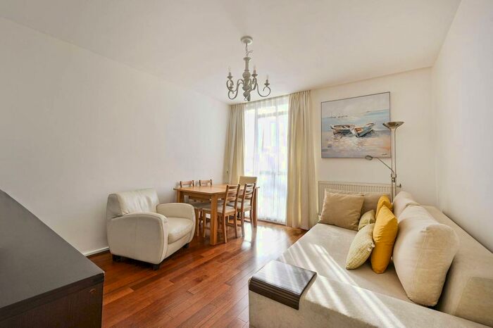 1 Bedroom Flat To Rent In Hallfield Estate, Hyde Park Estate, London, W2