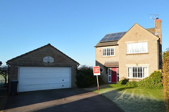 4 Bedroom Detached House To Rent In Saxon Way, Cheddar, BS27