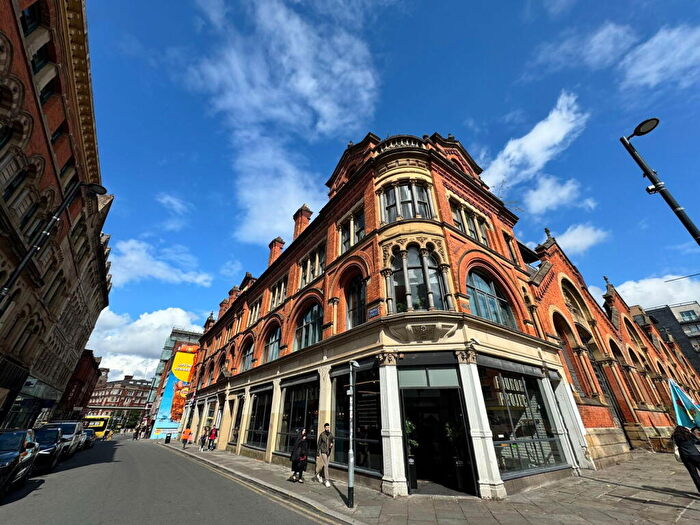 2 Bedroom Apartment For Sale In Thomas Street, Manchester, M4