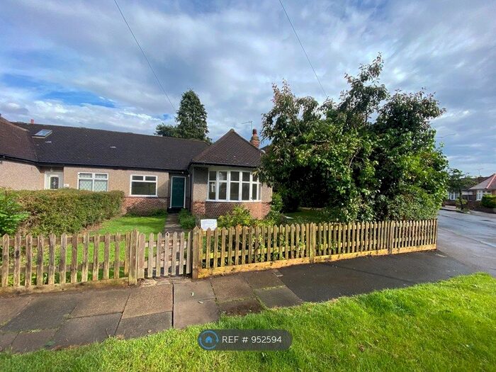 3 Bedroom Bungalow To Rent In Darley Drive, New Malden, KT3