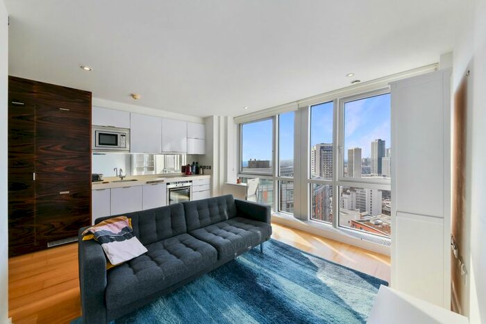 Studio To Rent In Ontario Tower, New Providence Wharf, London, E14
