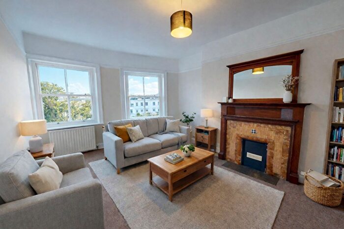 2 Bedroom Flat To Rent In Vernon Terrace, Brighton, BN1