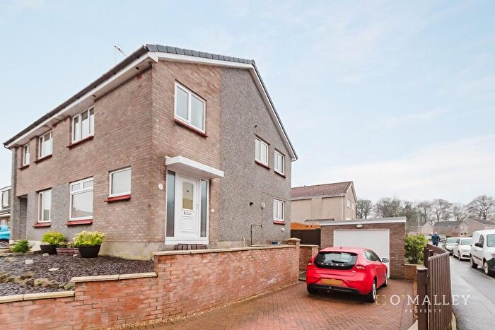 3 Bedroom Semi-Detached House For Sale In Harviestoun Grove, Tillicoultry, FK13