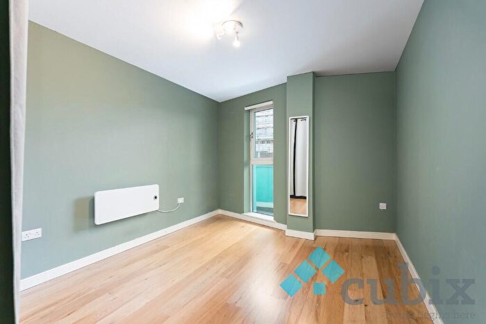 2 Bedroom Apartment For Sale In Steedman Street, London, SE17