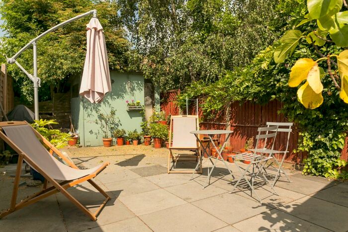 2 Bedroom Terraced House To Rent In Kirkwood Road, London, SE15