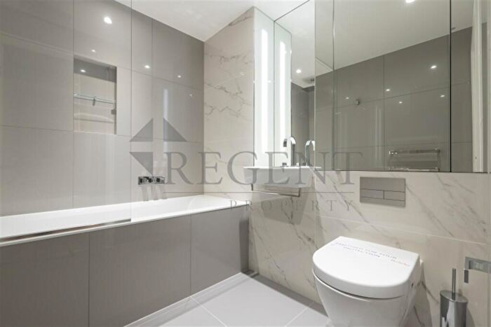 2 Bedroom Apartment To Rent In Hampton Tower, Southquay Plaza, E14