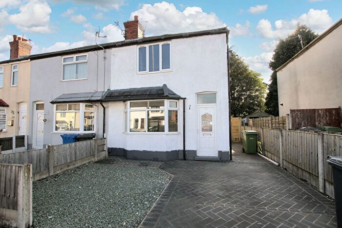 2 Bedroom End Of Terrace House To Rent In South Avenue, Warrington, WA2