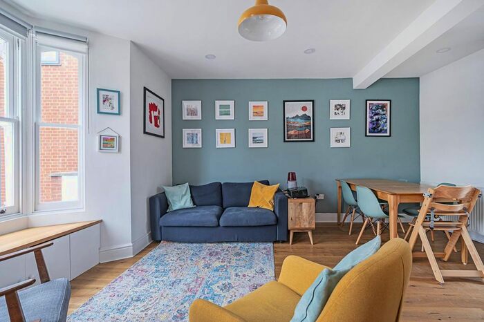 2 Bedroom Semi-Detached House To Rent In Hawksley Road, Stoke Newington, London, N16