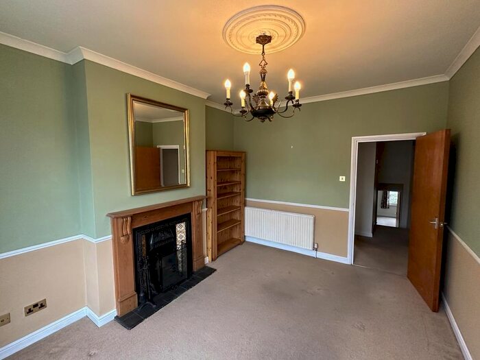 1 Bedroom Flat To Rent In Gleneagle Road, London, SW16