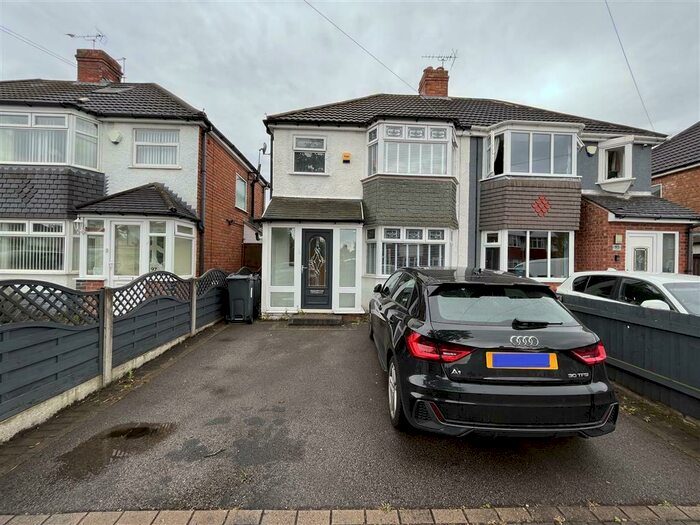 3 Bedroom House To Rent In Gleneagles Road, Birmingham, B26