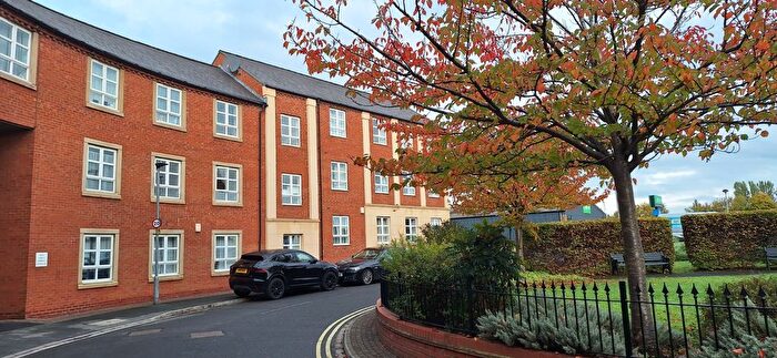 2 Bedroom Flat To Rent In Martins Court, York, North Yorkshire, YO26