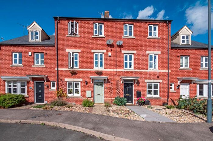 3 Bedroom Terraced House For Sale In Amis Way, Stratford-Upon-Avon, CV37