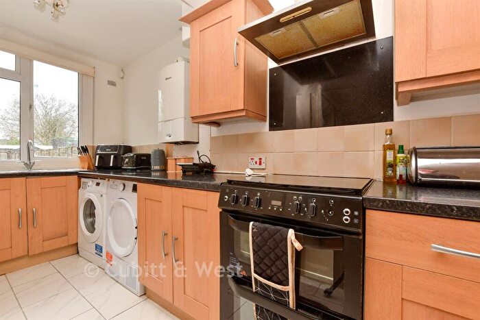 3 Bedroom Semi Detached House For Sale In Foxon Lane, Caterham, Surrey, CR3